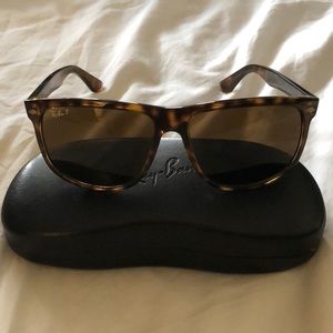 Ray-Ban Sunglasses (Polarized)